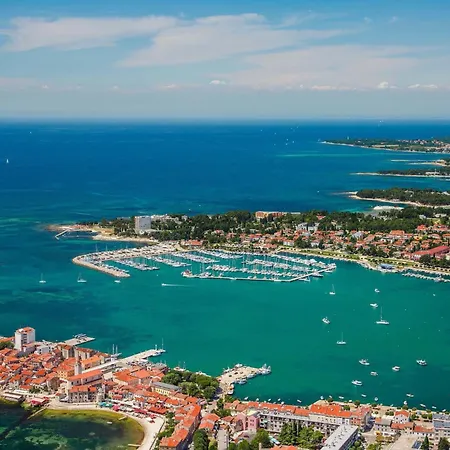 Ester-6 By Interhome Umag