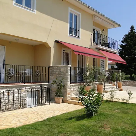 Ester-6 By Interhome * Umag