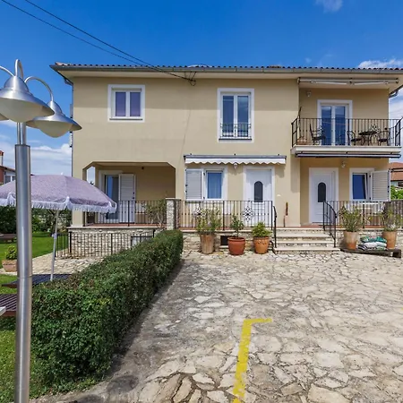 Apartman Ester-6 By Interhome Umag